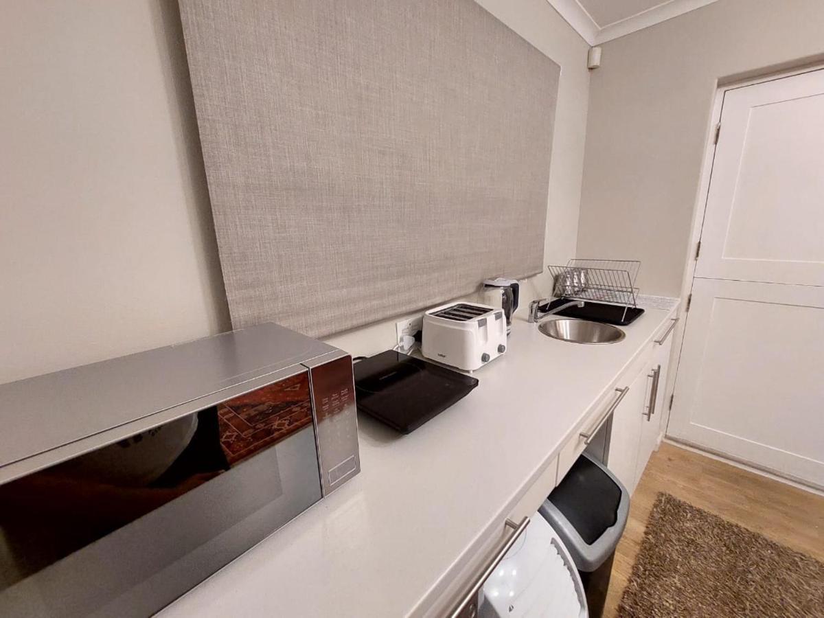 Holiday home 'eye 2 Sa' With Exclusive Pool Access - Hout Bay *