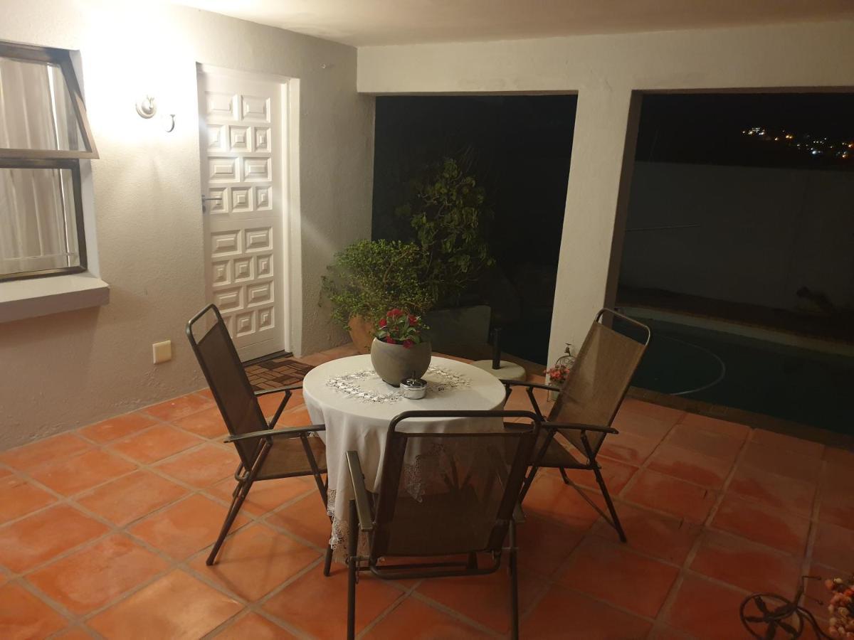 'eye 2 Sa' With Exclusive Pool Access - Hout Bay Holiday home Cape Town